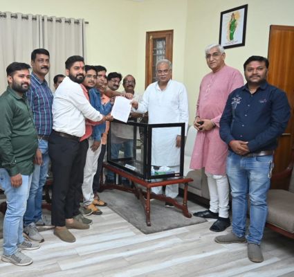 Delegation of Chhattisgarh State Health Workers Union meets Chief Minister Mr. Bhupesh Baghel