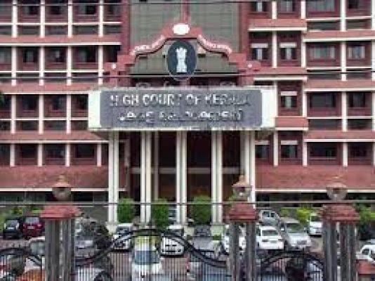 CPM worker murder case: Kerala HC acquits 13 RSS workers