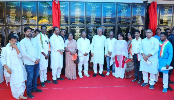 Chief Minister inaugurates, performs ‘Bhoomipujan’ of 106 development works worth Rs 39.75 crore in Bhanupratappur